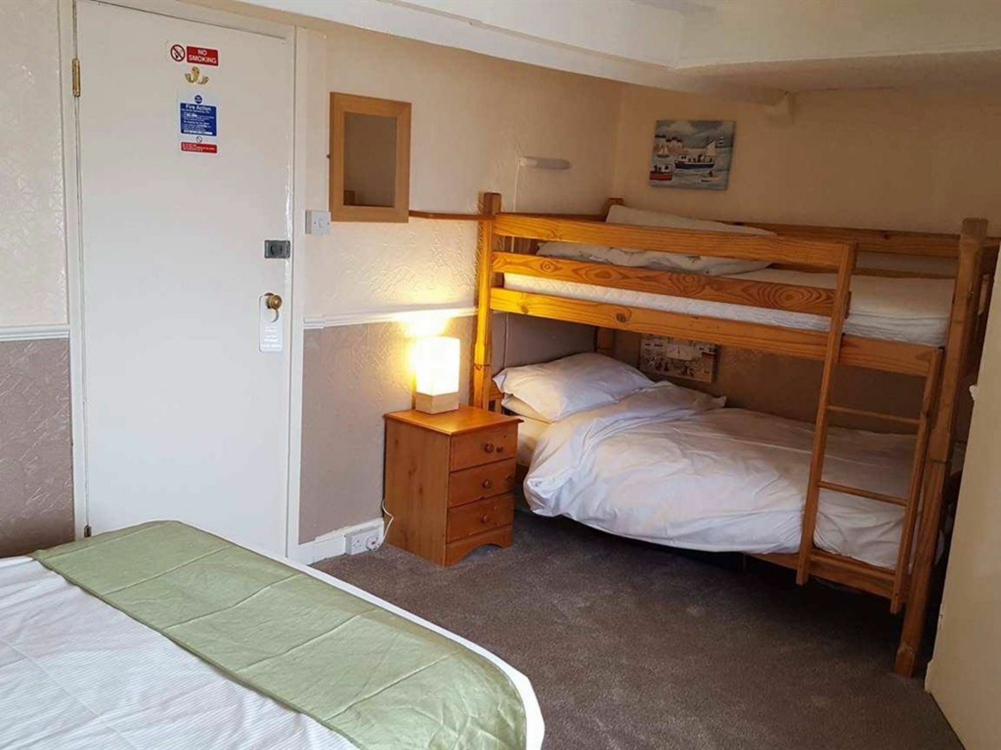Kimberley Seafront Guest house 4*