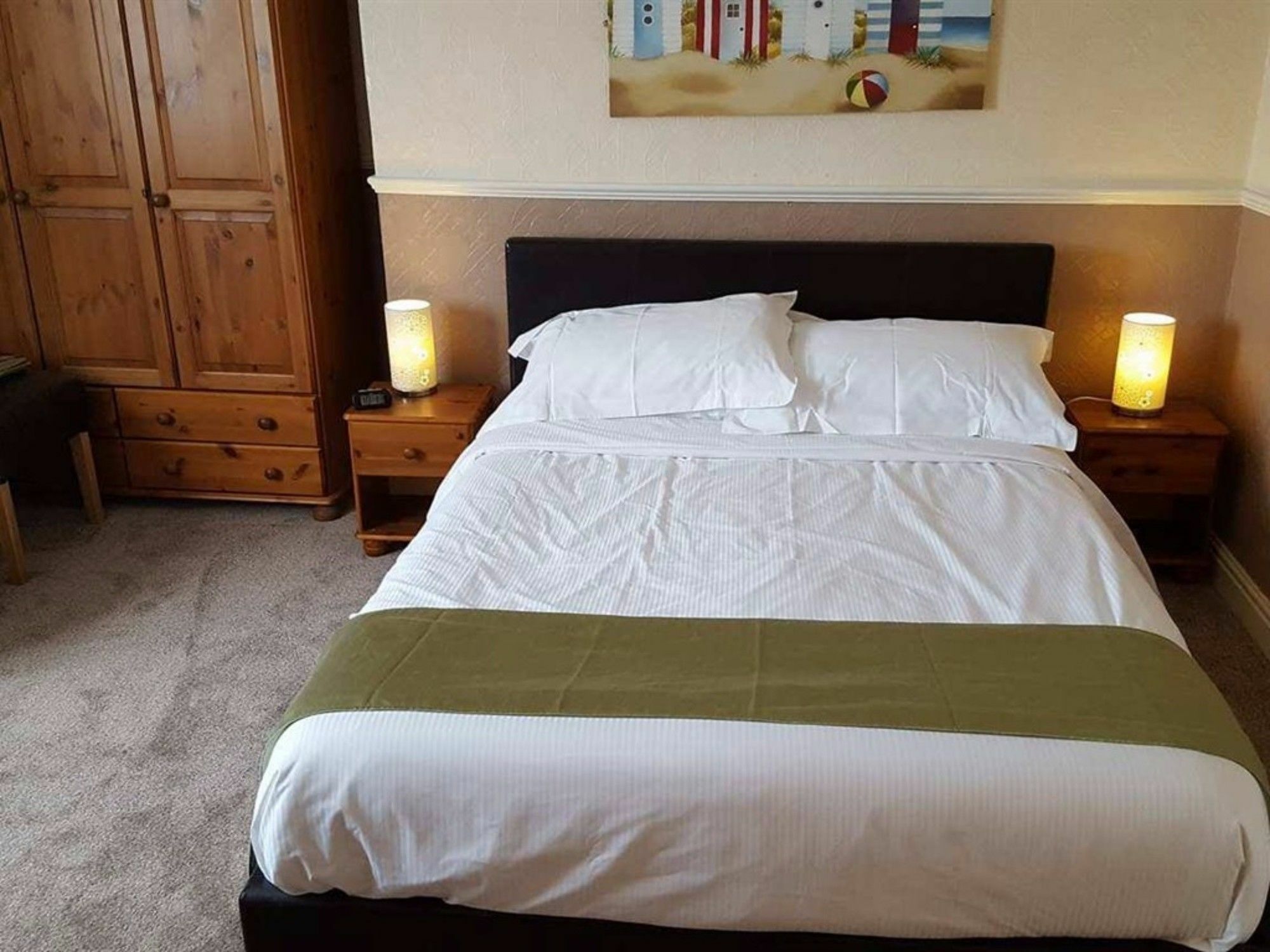 Guest house Kimberley Seafront Scarborough